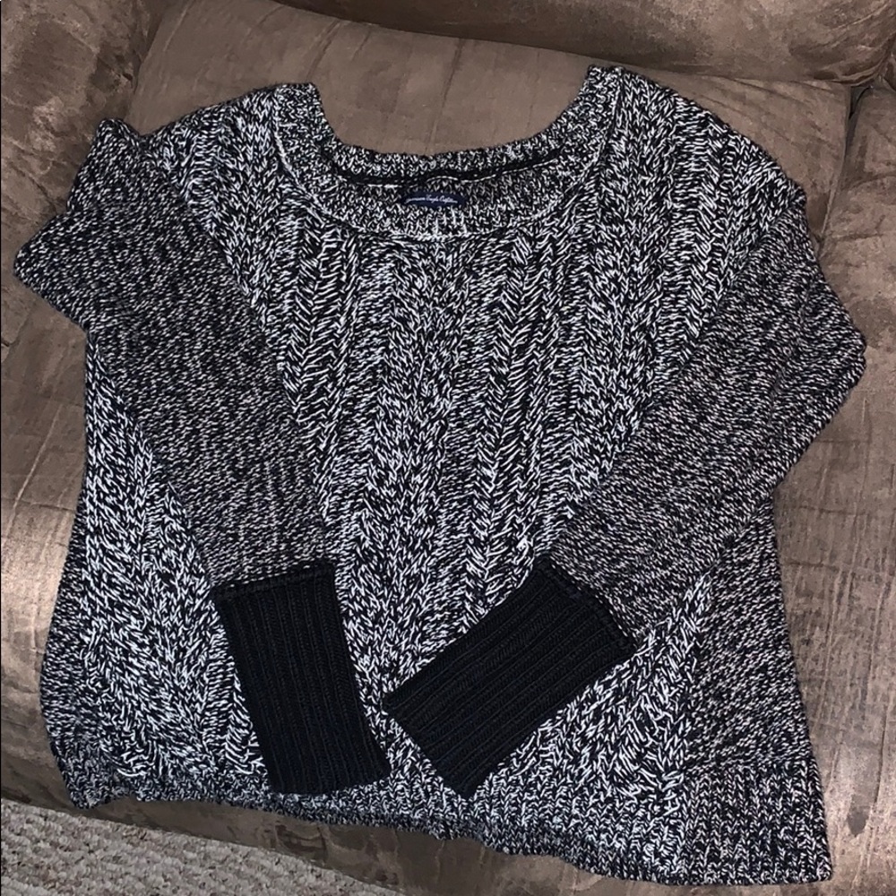 American Eagle sweater